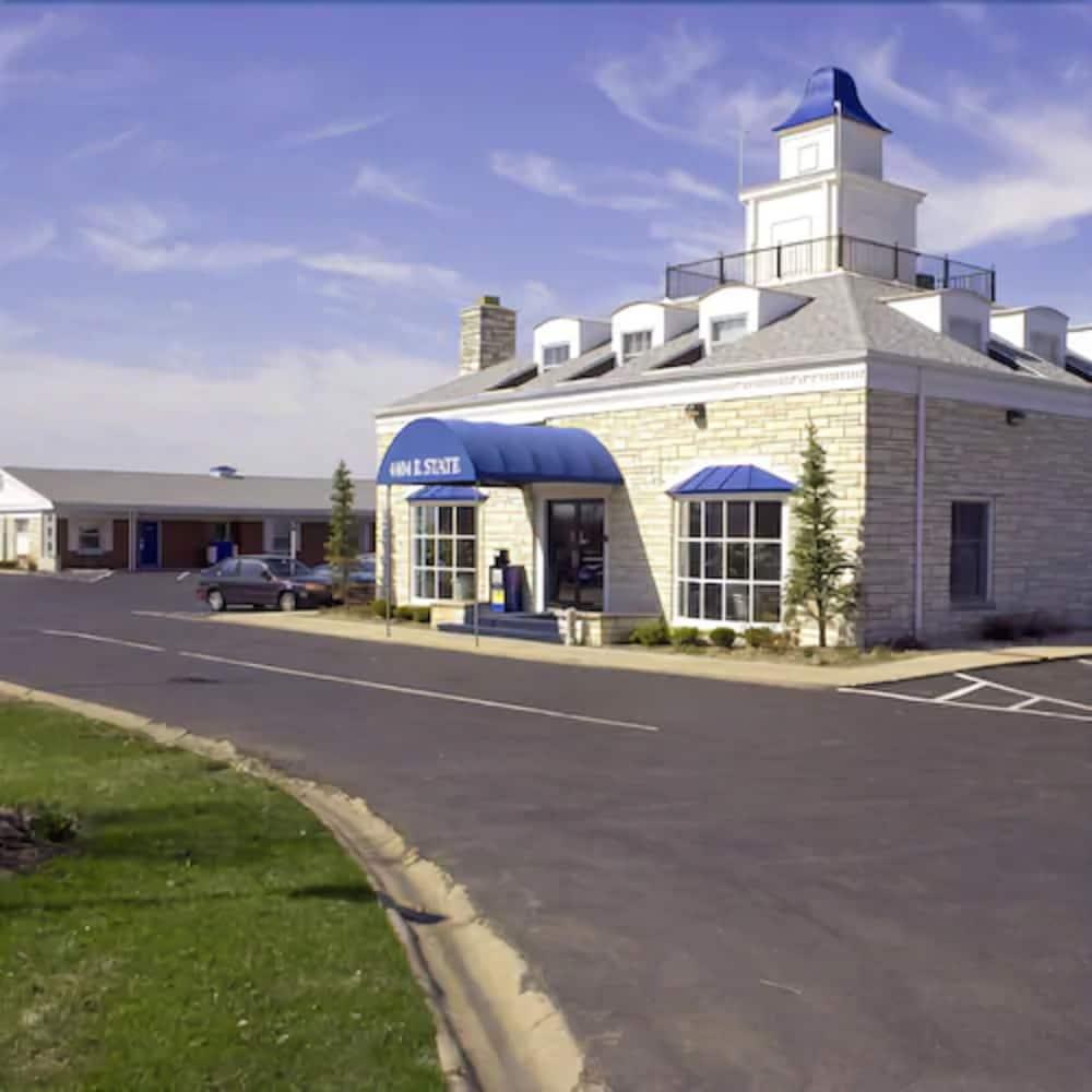 Alpine Inn & Suites Rockford Exterior photo