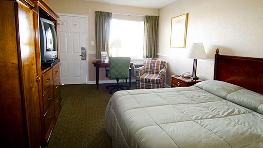 Alpine Inn & Suites Rockford Room photo